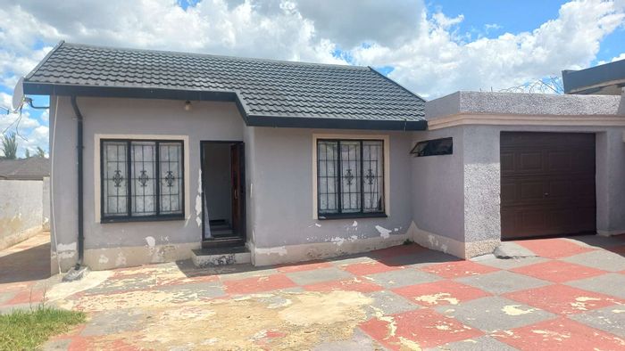 Property #2214775, House for sale in Naturena