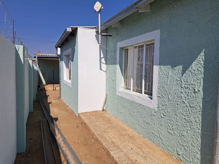 Property #2290840, House For Sale in Okahandja Central