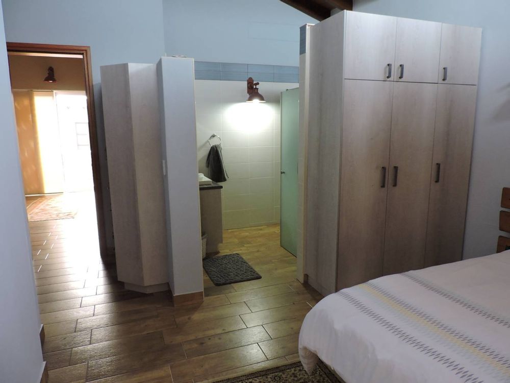 Bedroom 2 with en-suite bathroom