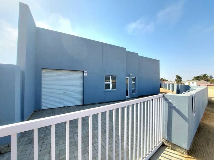Property #2427175, House Rental Monthly in Henties Bay Central