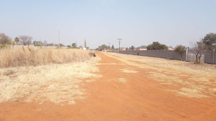 Property #2166867, Small Holding for sale in Vanderbijlpark