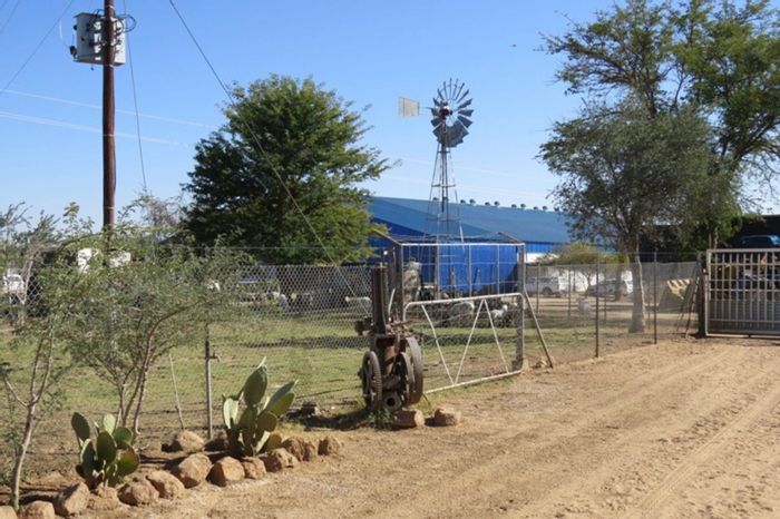 Property #1286284, Small Holding for sale in Okahandja Central