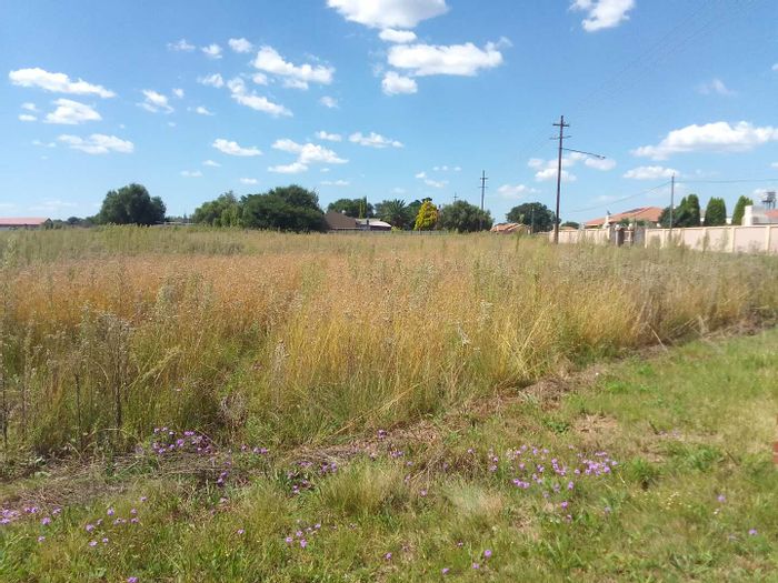 Property #2151135, Vacant Land Residential for sale in Riversdale