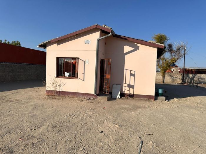 House for Sale in Ondangwa Central: 2 Bedrooms, spacious lot, near amenities.