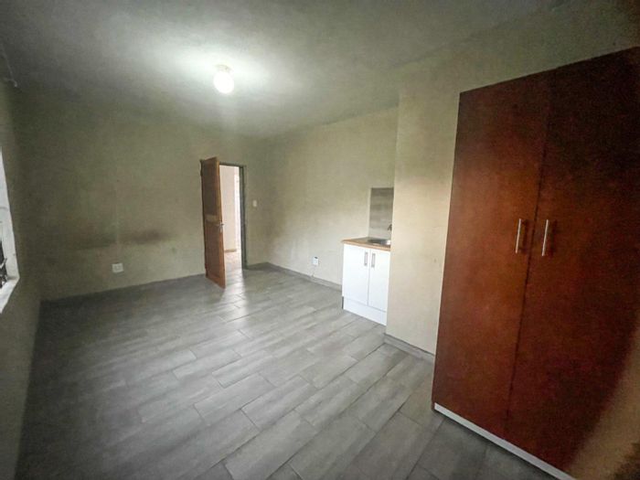 Property #2202622, Apartment rental monthly in Klipfontein View
