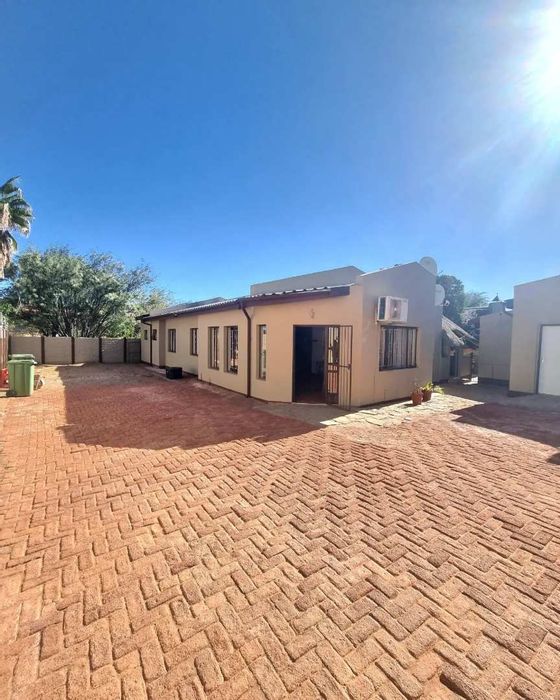 Spacious 4-Bedroom House with Flat in Windhoek North - For Sale!