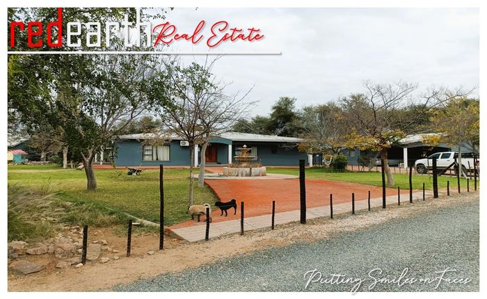 For Sale: House in Windhoek South with guest flat, pool, and expansive grounds.