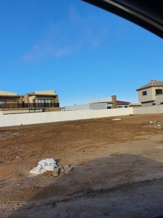 760m² Vacant Land Residential in Fairways Estate, Walvis Bay For Sale