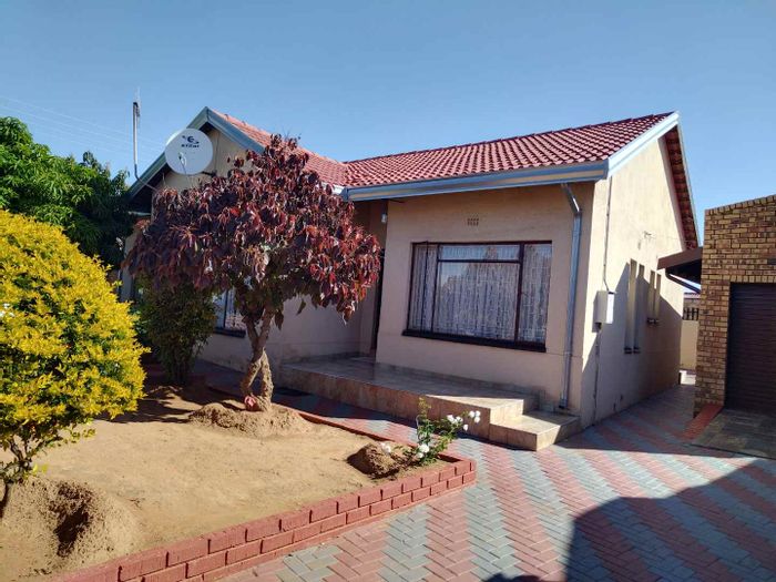 Property #2153366, House for sale in Soshanguve G