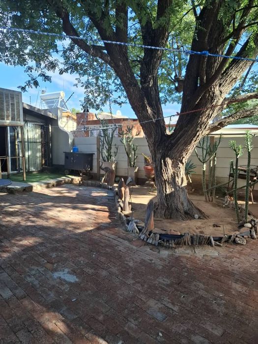 Property #2384682, House For Sale in Academia