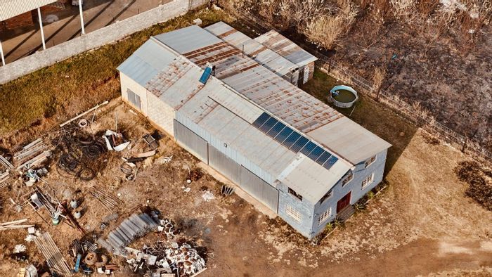 Prime Vryheid Central Commercial Land for Sale - 8,743 sqm with Storage Facilities!