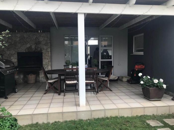 Property #1276579, House for sale in Long Beach