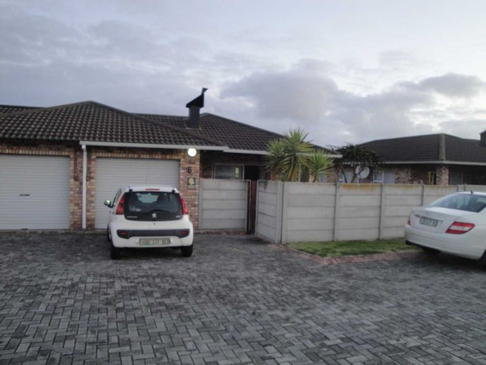 Property #1398510, Townhouse Rental Monthly in Kabega