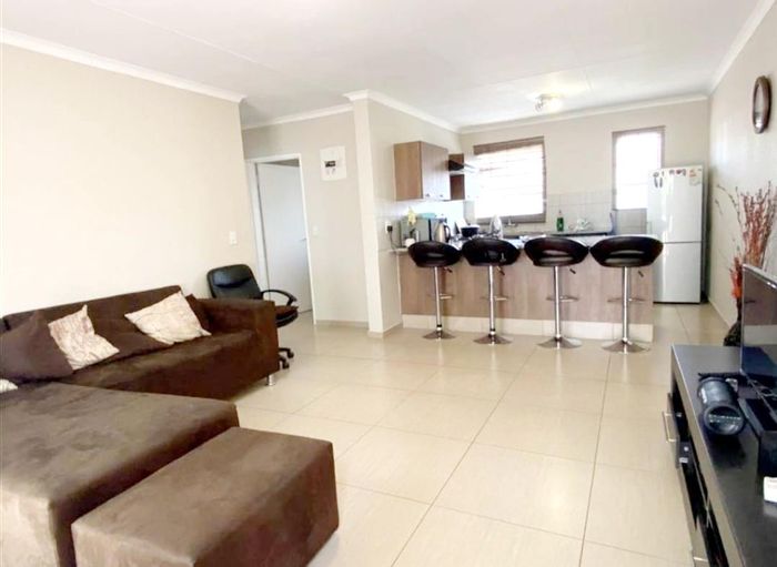 Property #2263657, Townhouse for sale in Menlyn