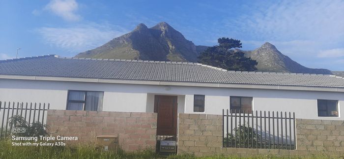 Property #2099679, House for sale in Kleinmond