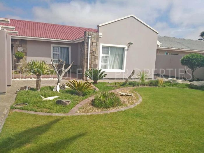 Property #2006836, House for sale in Walvis Bay Central