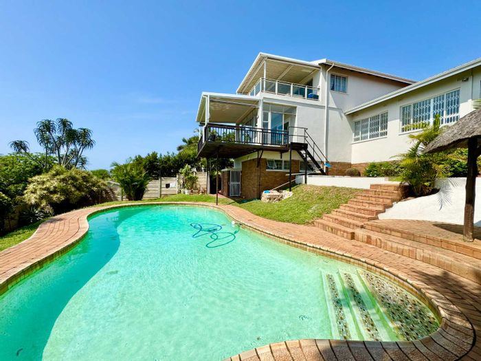 Glenashley House To Rent: Sea views, private pool, spacious bedrooms, pet-friendly.