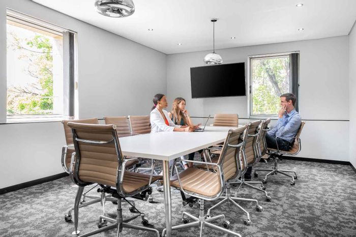 Rivonia Office To Rent: 70 sqm, flexible space, 24/7 access, coworking included.