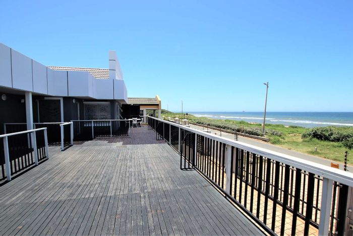 Glenashley House For Sale: 10 units, pool, beach access, ideal for investors.