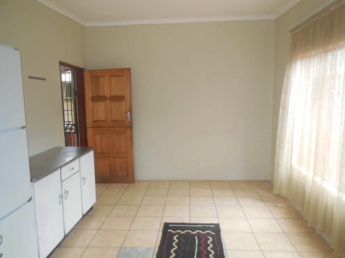 Property #2421493, Cottage Rental Monthly in Eersterust