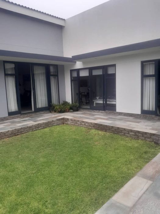 For Sale: Spacious 4-Bed House in Fairways Estate, Indoor Braai, Security Cameras