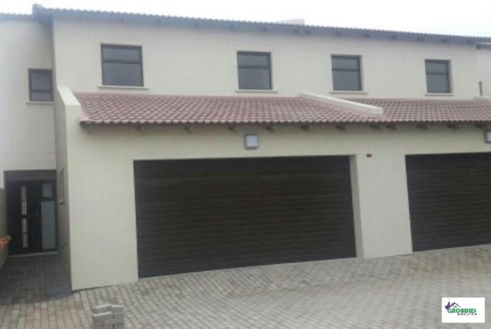 Property #1259450, Townhouse for sale in Fairways Estate