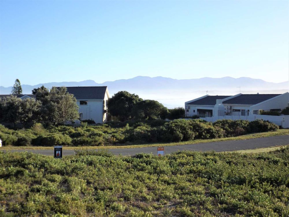 Sea View - now slightly to our right; Hermanus at the back.