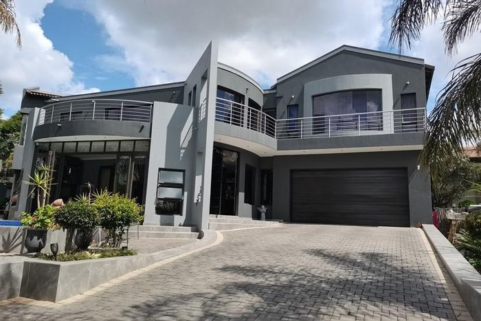 Property #2106078, House for sale in Greenstone Hill