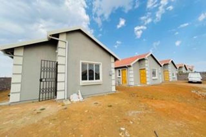 Property #2249688, House for sale in Buhle Park