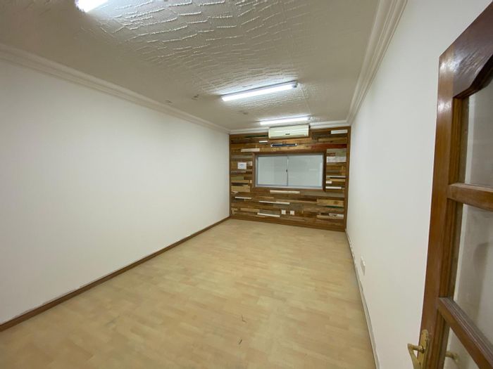 Property #2384645, Office Rental Monthly in Southern Industrial Area