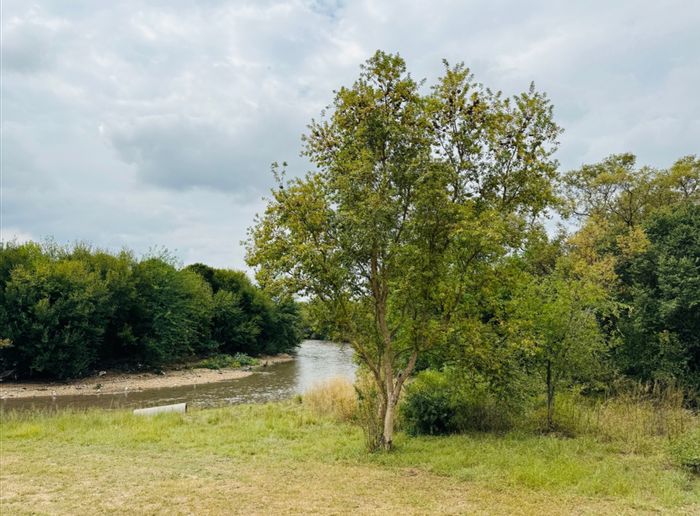 22.6-hectare farm in Lanseria for sale, near airport and Smart City development.