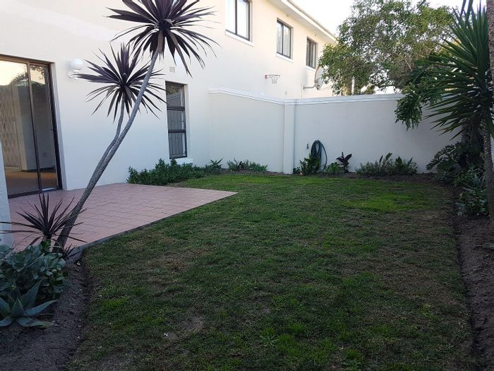 Property #2202530, Townhouse rental monthly in Table View