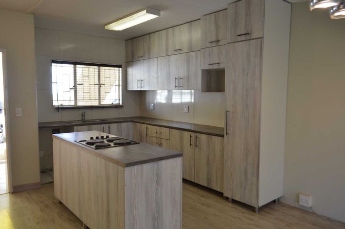 Property #2396513, Apartment For Sale in Windhoek West