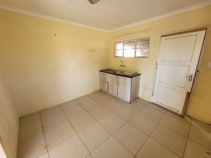 Property #2160251, House for sale in Otjiwarongo