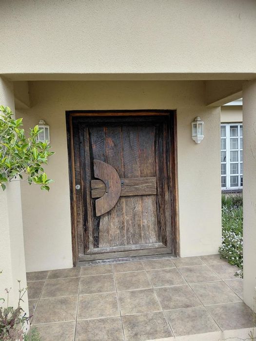 House to Rent in Loevenstein: 3 Bedrooms, En-Suite, Near Tygerberg Hospital.