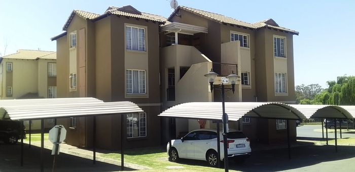 Property #2202628, Townhouse for sale in Meredale