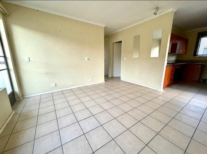 Property #2157888, Apartment for sale in Esther Park