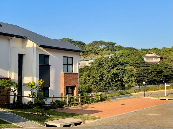 For Sale: 3-Bedroom Apartment in Ballito Central with Resort Amenities and Inverter System.