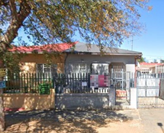 Property #2140706, House for sale in Turffontein