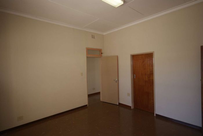 Property #2188953, Office rental monthly in Windhoek West