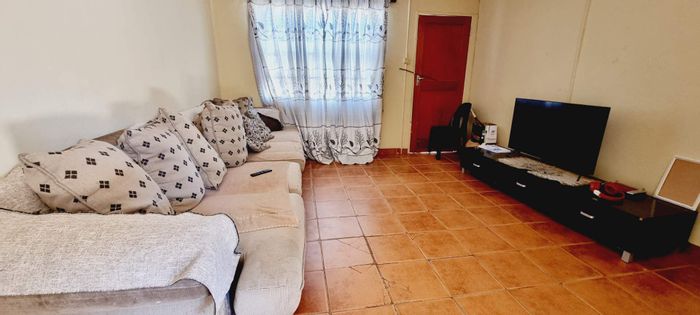 For Sale: Wanaheda House Near Martti Ahtisaari School, 3 Beds, Garage, Bonus Outside Rooms