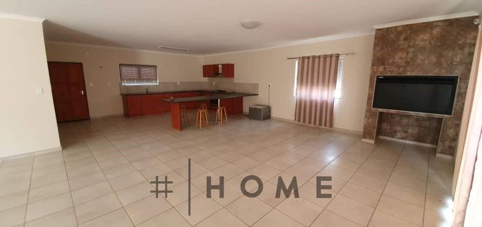 For Sale: House in Arandis Central with 3 bedrooms, garages, and development potential.