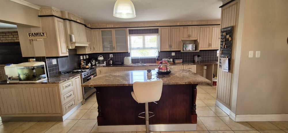 Kitchen with scullery