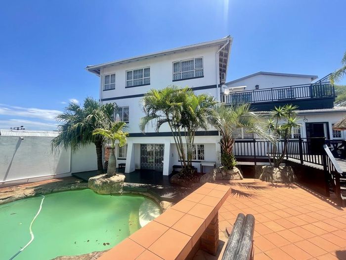 For Sale: 7-bedroom house in Durban North Central with pool, flatlet, and security.