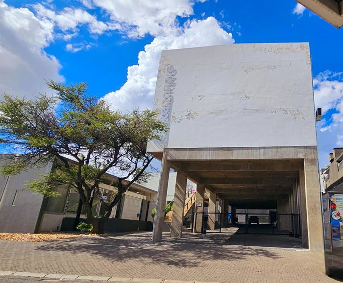 Property #2229840, Apartment for sale in Windhoek Central