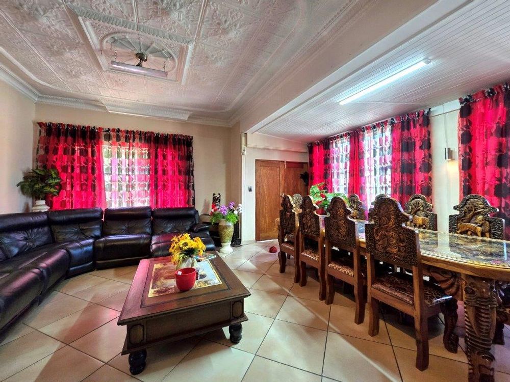 Lounge - Dining Room