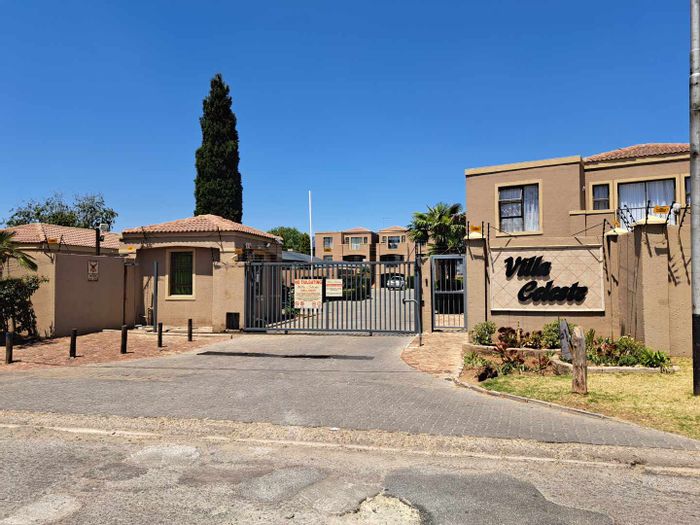 For Sale: 2-bedroom townhouse in Boksburg Central with pool, braai area, and carport.