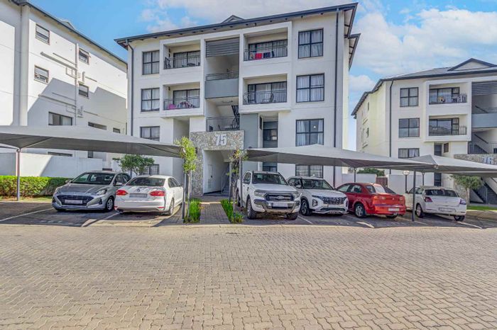 For Sale: 3-Bedroom Apartment in Modderfontein with Lifestyle Centre and Pet-Friendly Options.