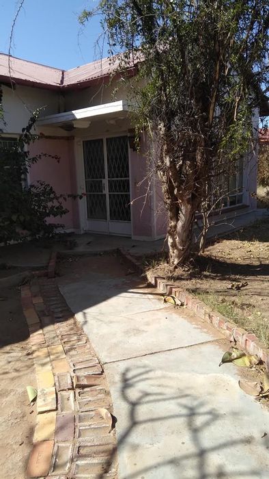 Property #2072825, House for sale in Otjiwarongo
