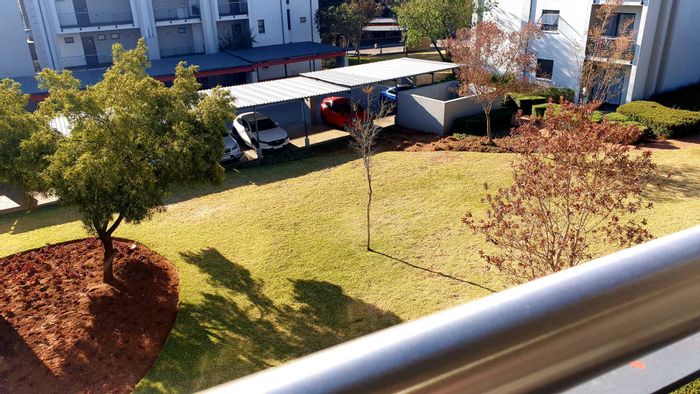 1-Bedroom Apartment for Sale in Jackal Creek Golf Estate with great amenities and security.